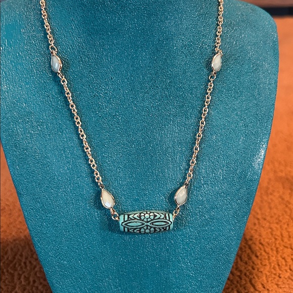 Jewelry - Gold and Turquoise Necklace